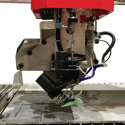 Máquina de corte Sawjet CNC de 5 ejes CNC