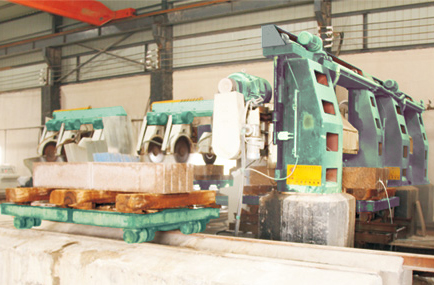 Hualong Stone Machinery Máquina cortadora de bordillo de 3 discos para bordillo de ganita HLSQ3-2600